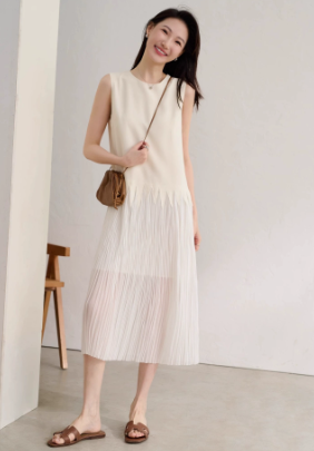 狠仙美 空灵氧气感 醋酸拼接网纱百褶设计感背心连衣裙